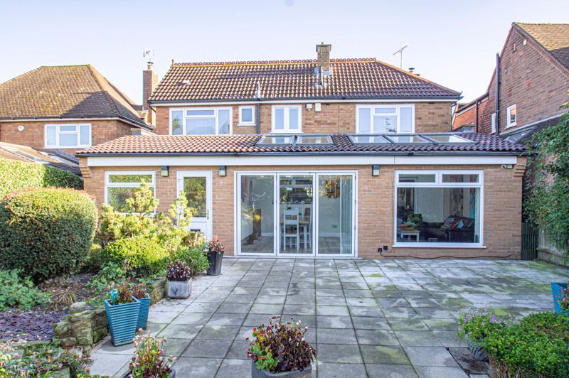 4 bed house for sale in Cavendish Road (ref 10348464) AP