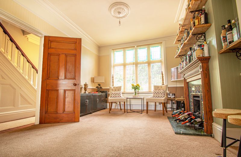 Estate Agents in Bromsgrove, Halesowen, Redditch and Stourbridge AP
