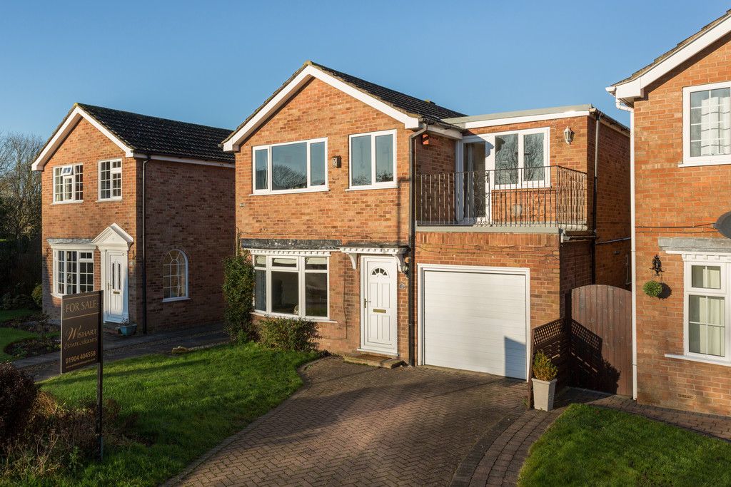 4 bed house for sale in Sawyers Crescent, Copmanthorpe, York, YO23