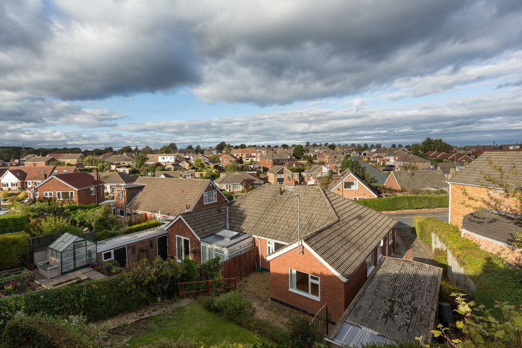 3 bed bungalow for sale in Windmill Grove, Tadcaster, LS24