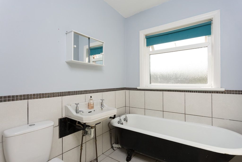 3 bed house for sale in Auster Bank Crescent, Tadcaster 10