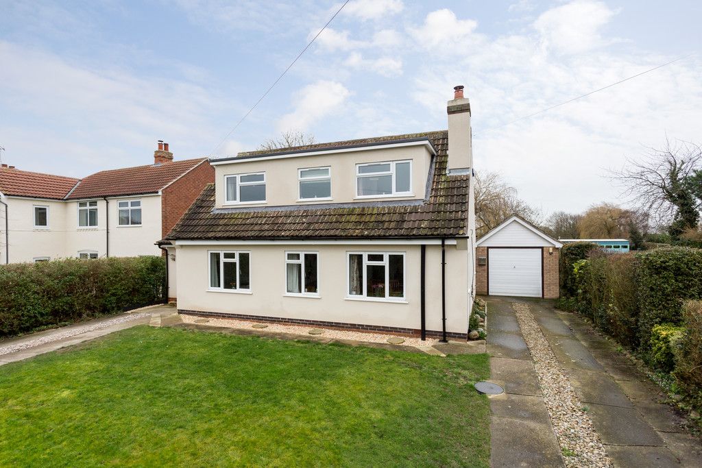 4 bed bungalow for sale in Low Green, Copmanthorpe, York  - Property Image 1