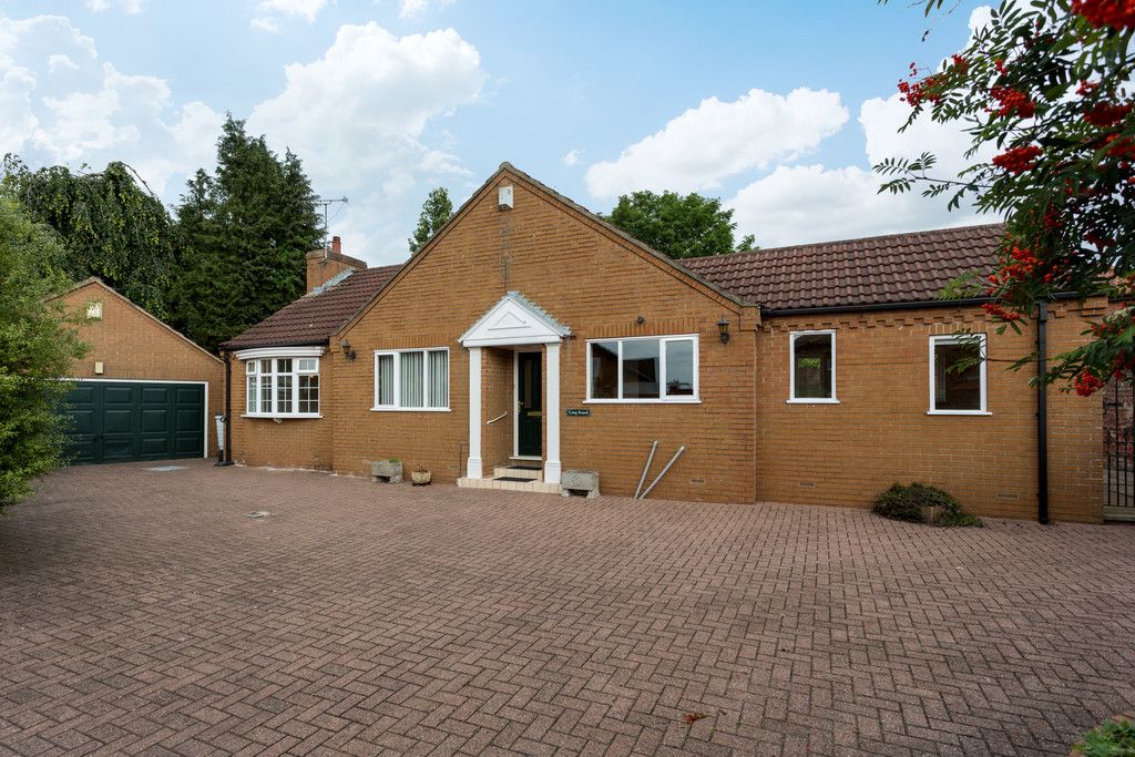 3 bed bungalow for sale in York Road, Acomb, York, YO24