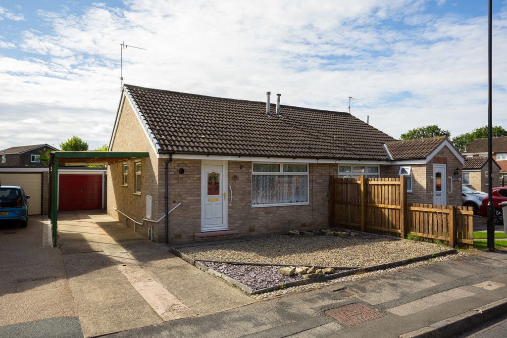 3 bed bungalow for sale in Lowick, York, YO24