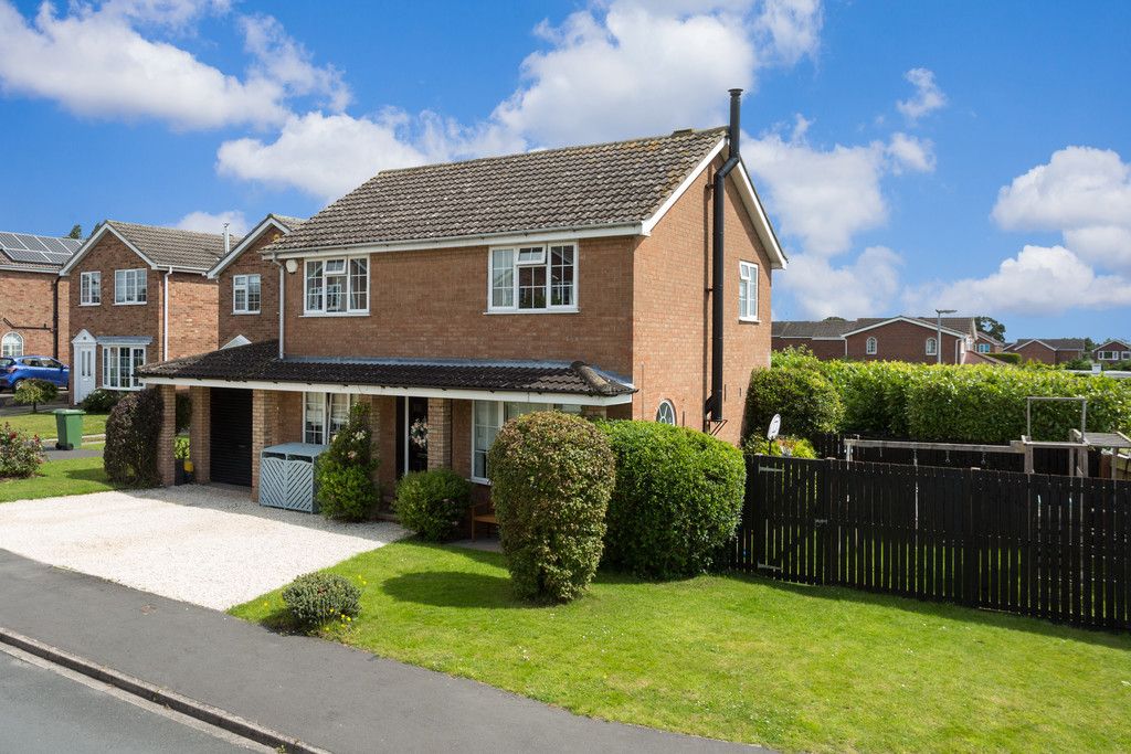4 bed house for sale in Weavers Close, Copmanthorpe, York  - Property Image 17