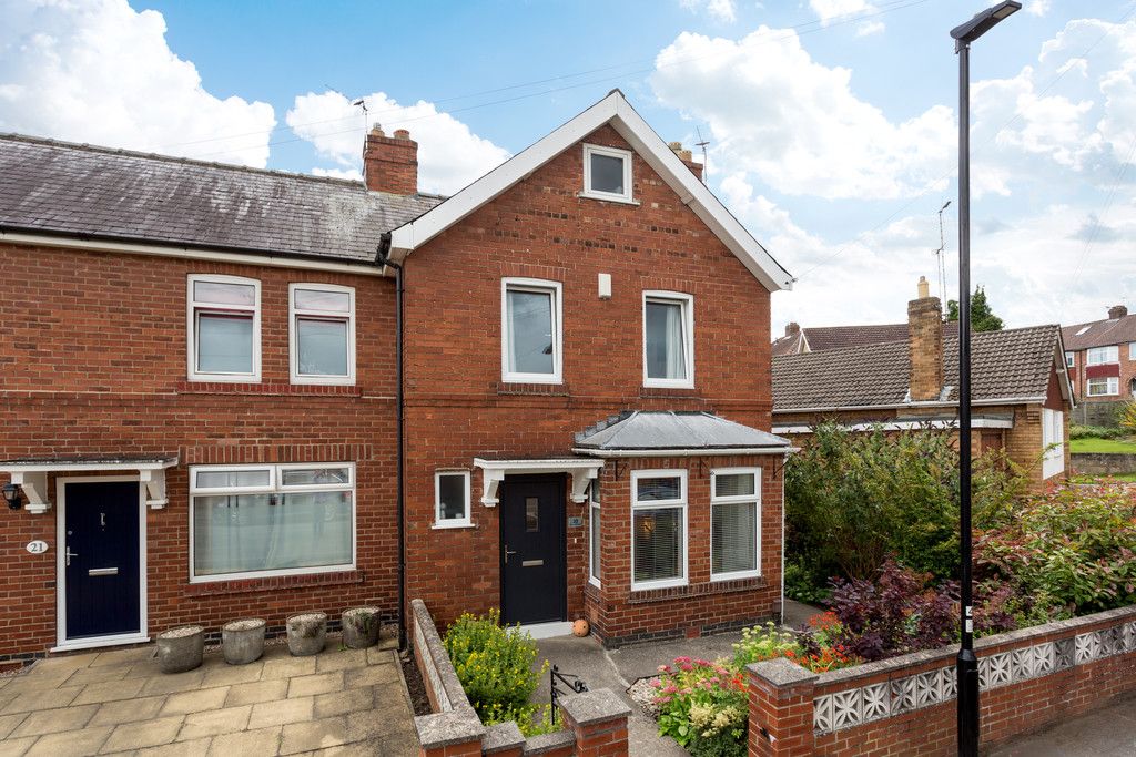 3 bed house for sale in Howe Hill Road, York, YO26