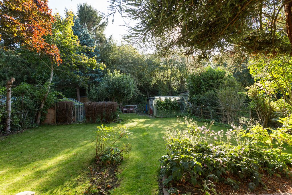 4 bed house for sale in Stutton Road, Tadcaster, LS24