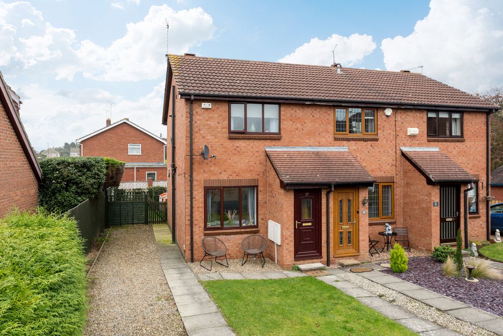 2 bed house for sale in Hawthorn Avenue, LS24