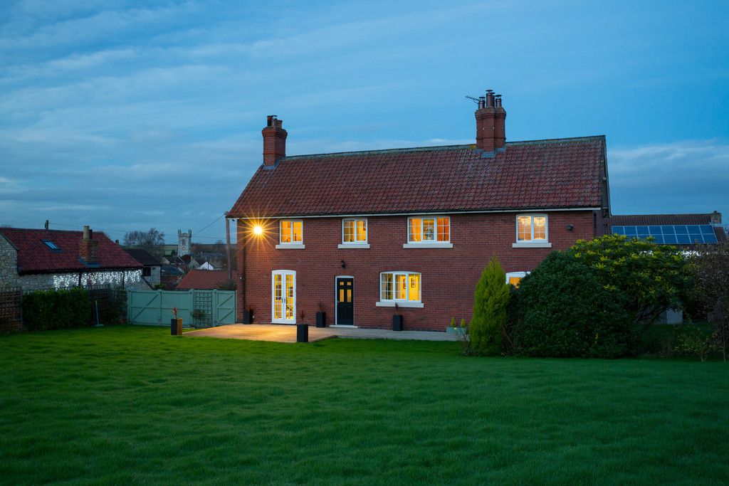 3 bed house for sale in Headwell Lane, Saxton, Tadcaster, LS24