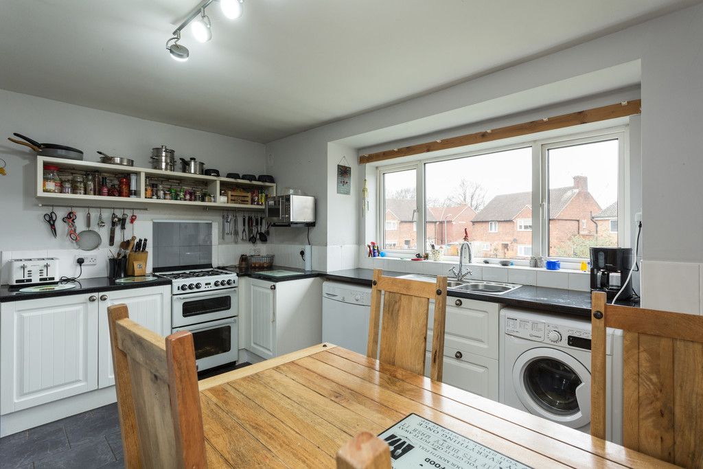 3 bed flat for sale in Queens Gardens, Tadcaster  - Property Image 5
