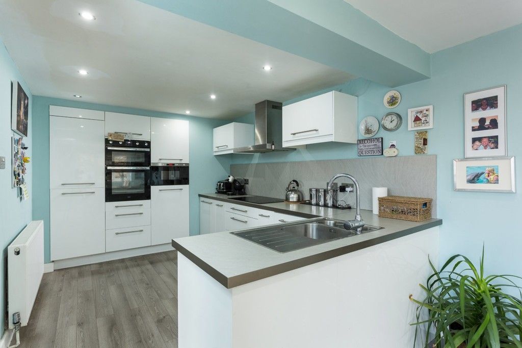 3 bed house for sale in York Road, Tadcaster  - Property Image 4