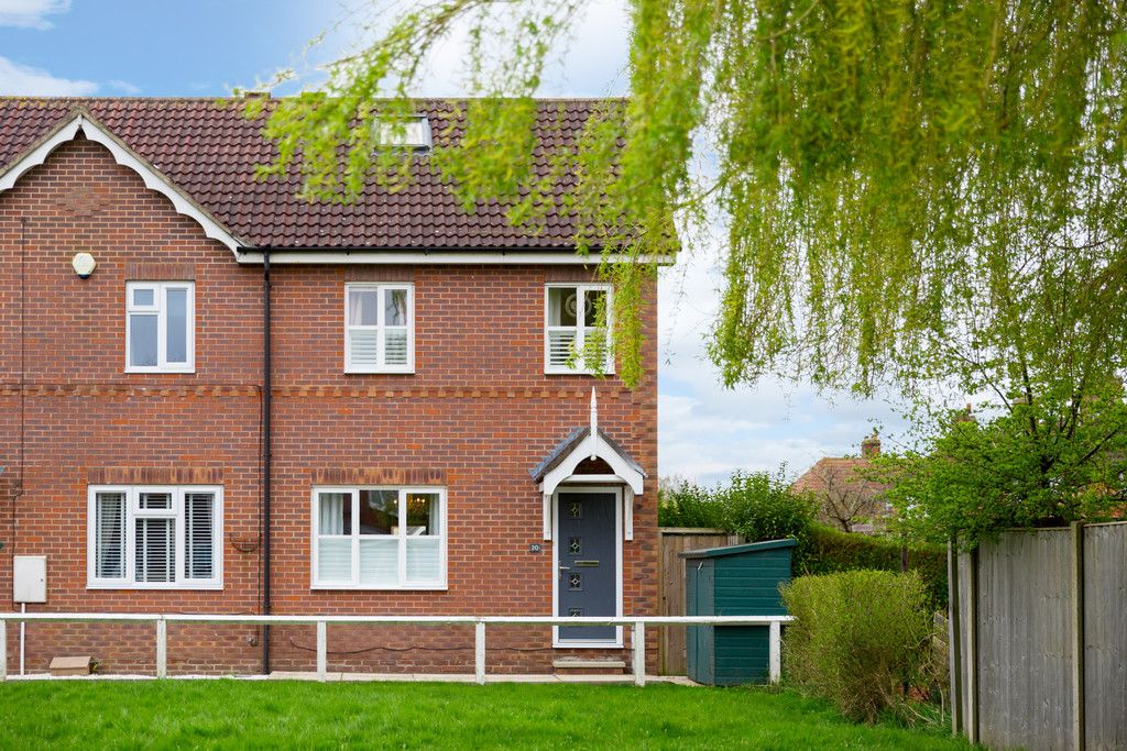 4 bed house for sale in Moorland Gardens, Copmanthorpe, York, YO23