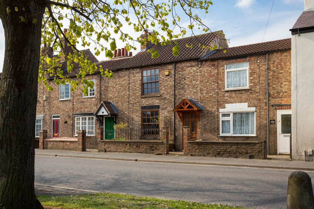 2 bed house for sale in Heworth Road, York (ref 103303001045)