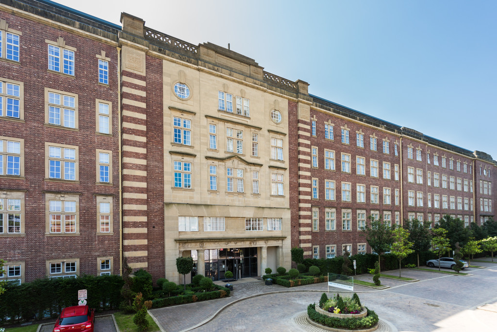 2 bed flat for sale in The Residence, Bishopthorpe Road, York, YO23