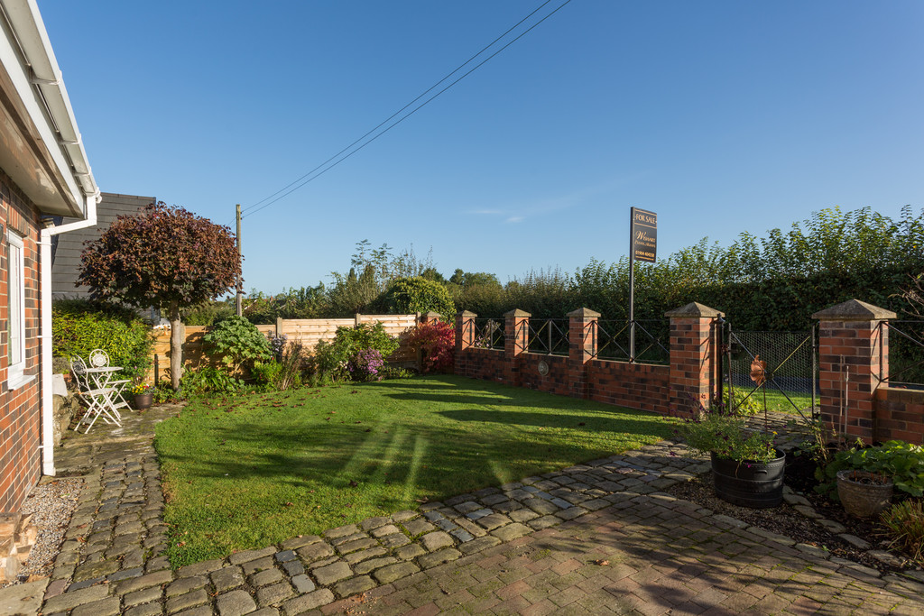 5 bed house for sale in Chapel House, Marsh Lane, Bolton Percy, York   - Property Image 9