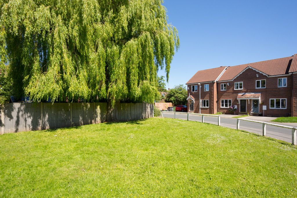 3 bed house for sale in Moorland Gardens, Copmanthorpe, York  - Property Image 12