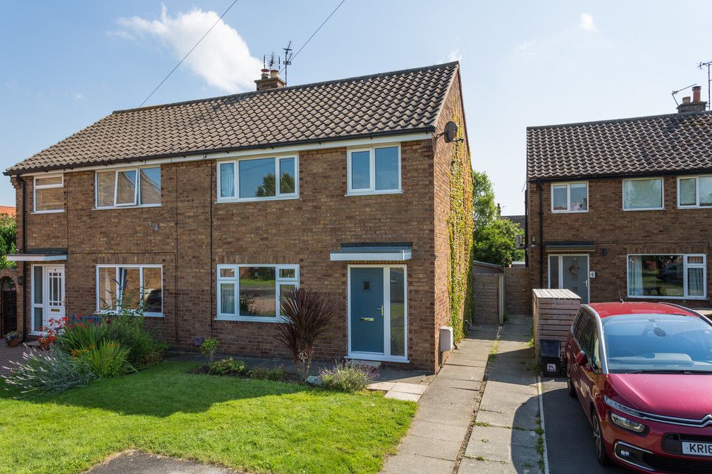 3 bed house for sale in Horseman Close, Copmanthorpe, York, YO23