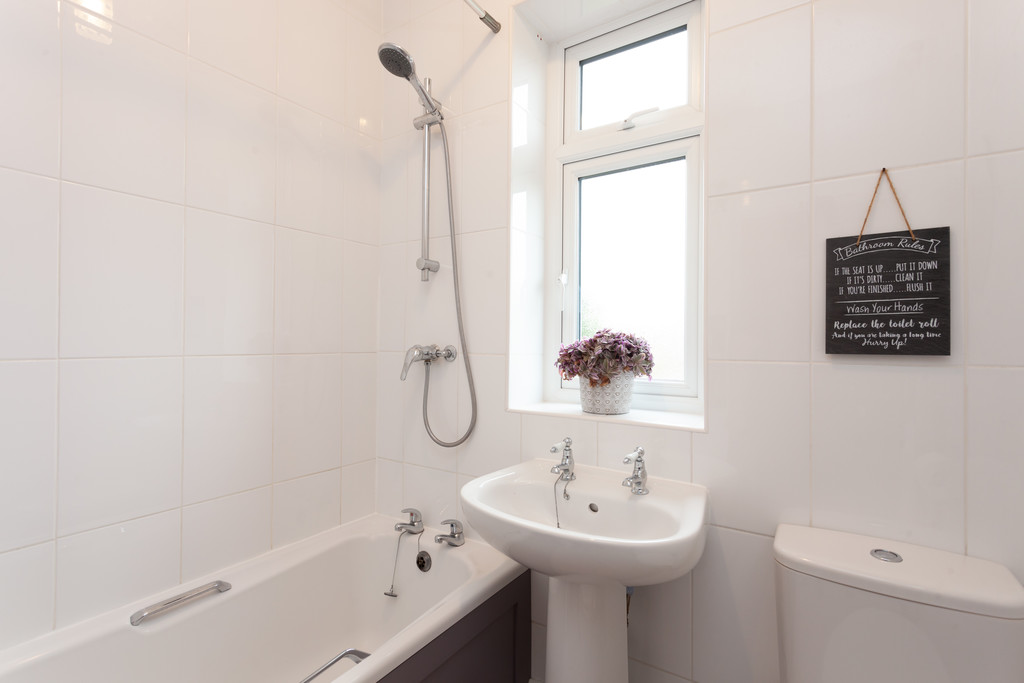 4 bed house for sale in Campbell Avenue, Holgate, York  - Property Image 9
