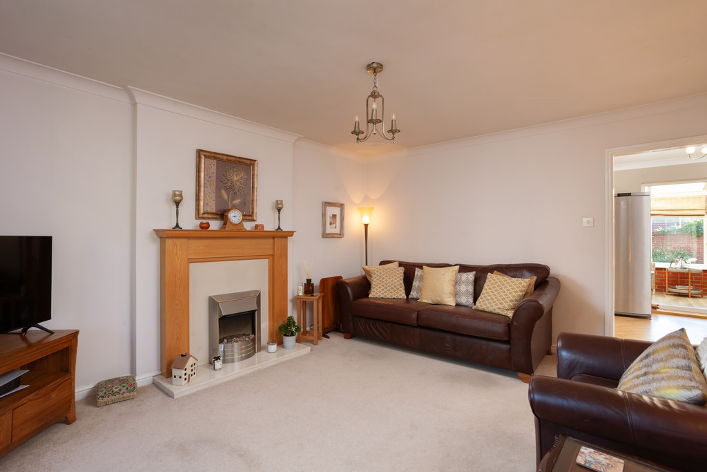 4 bed house for sale  - Property Image 14