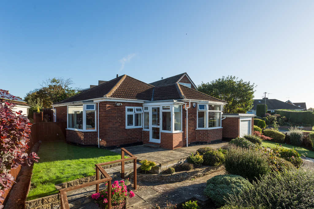 2 bed bungalow for sale in Woodlands Avenue, Tadcaster  - Property Image 12