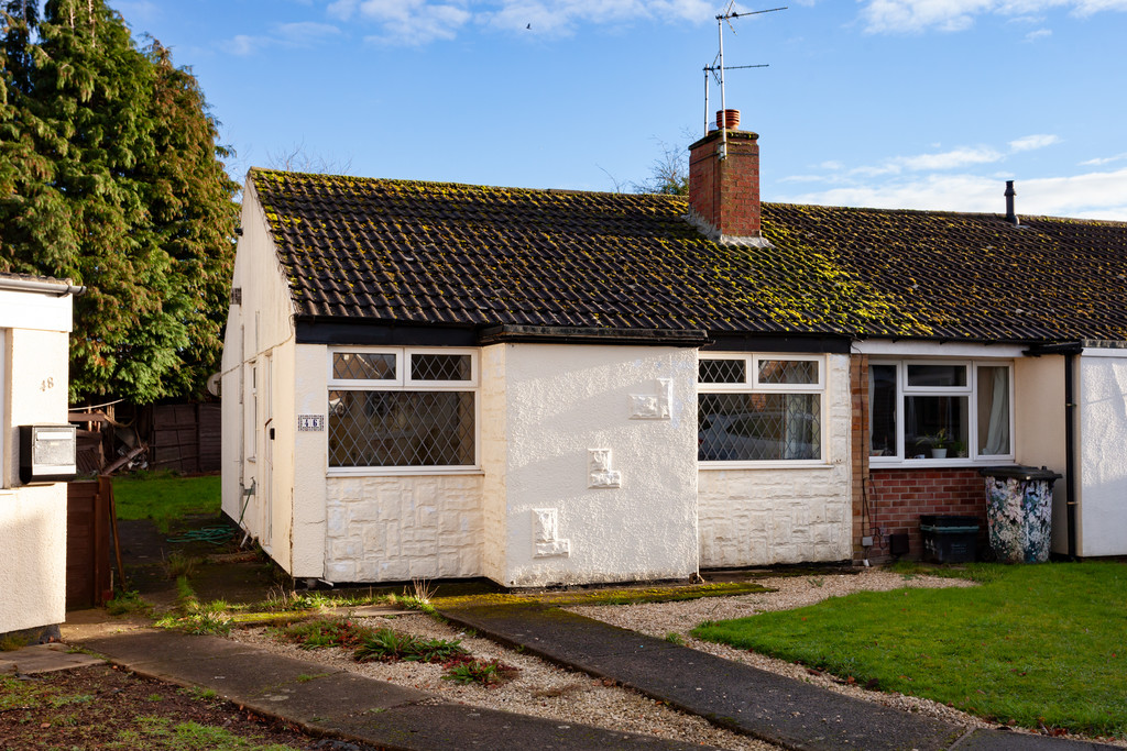 2 bed bungalow for sale in Beech Avenue, Bishopthorpe - Property Image 1