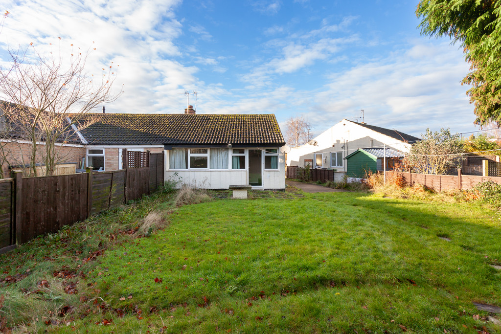 2 bed bungalow for sale in Beech Avenue, Bishopthorpe  - Property Image 3