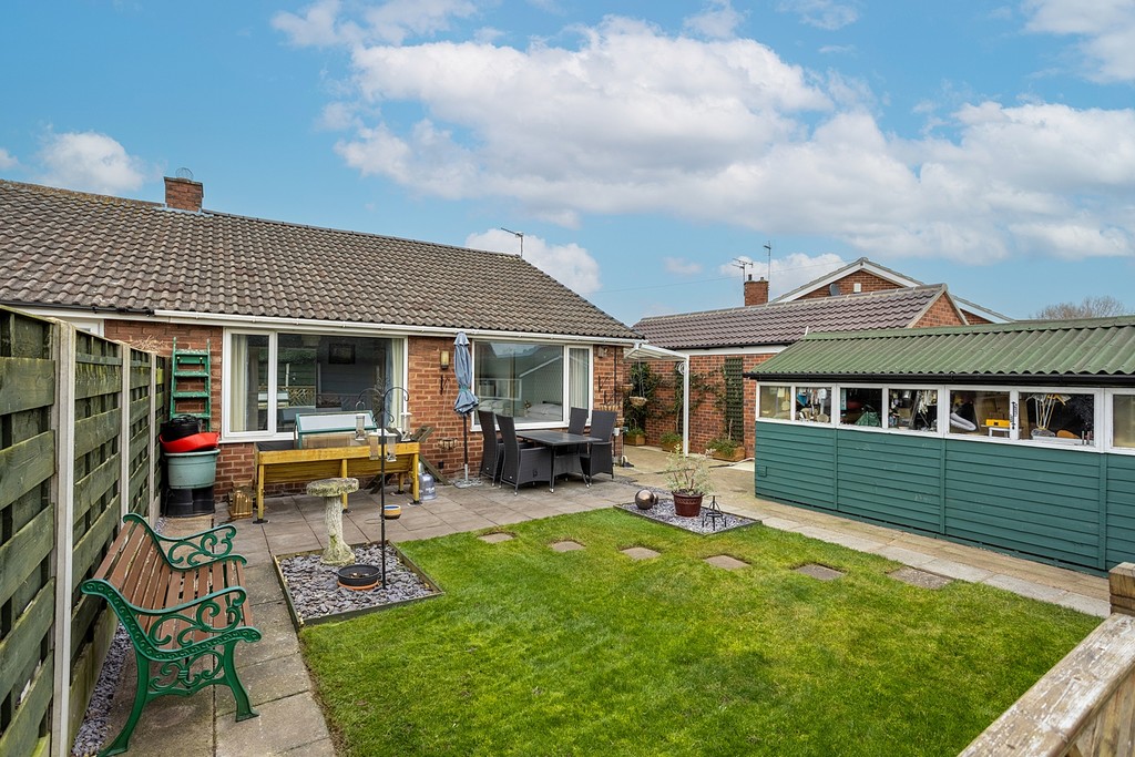 2 bed bungalow for sale in Wasdale Close, Rawcliffe, York  - Property Image 11