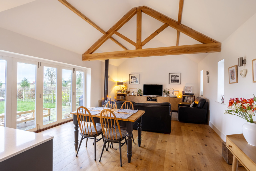 2 bed house for sale in The Stables, Low Farm Road, Bolton Percy  - Property Image 1