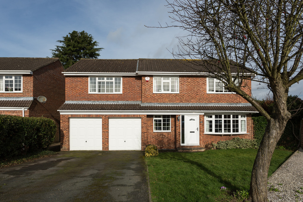 6 bed house for sale in Vicars Close, Copmanthorpe  - Property Image 1