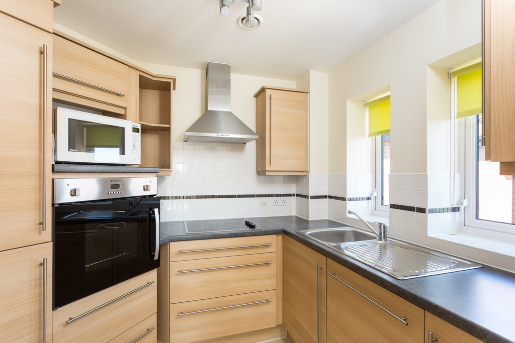 2 bed flat for sale in Smithson Court, Top Lane, Copmanthorpe  - Property Image 5