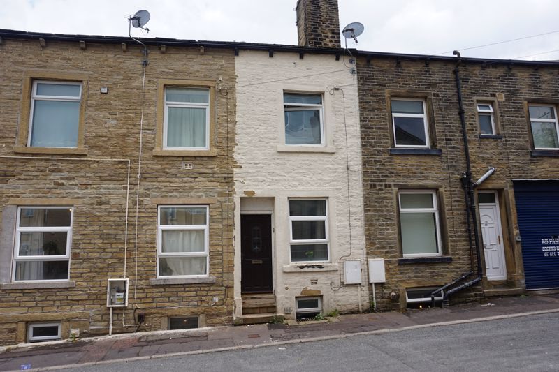 3 bed house for sale in Sutcliffe Street, HX2