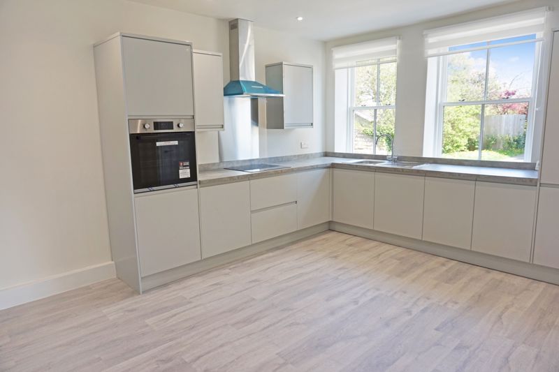 2 bed house for sale in Tithe Barn Street 10