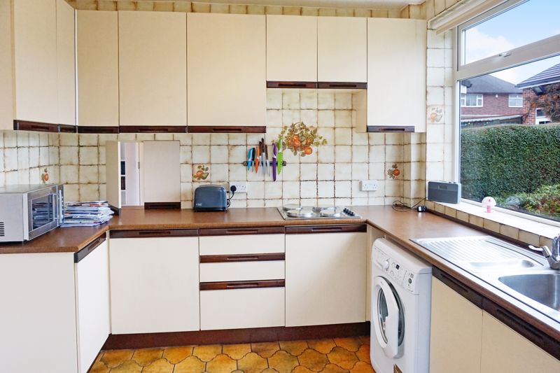 3 bed house for sale in Pennine Road 9
