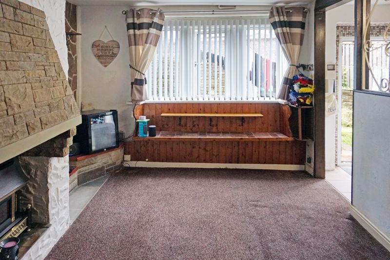 1 bed house for sale in Keighley Road  - Property Image 3