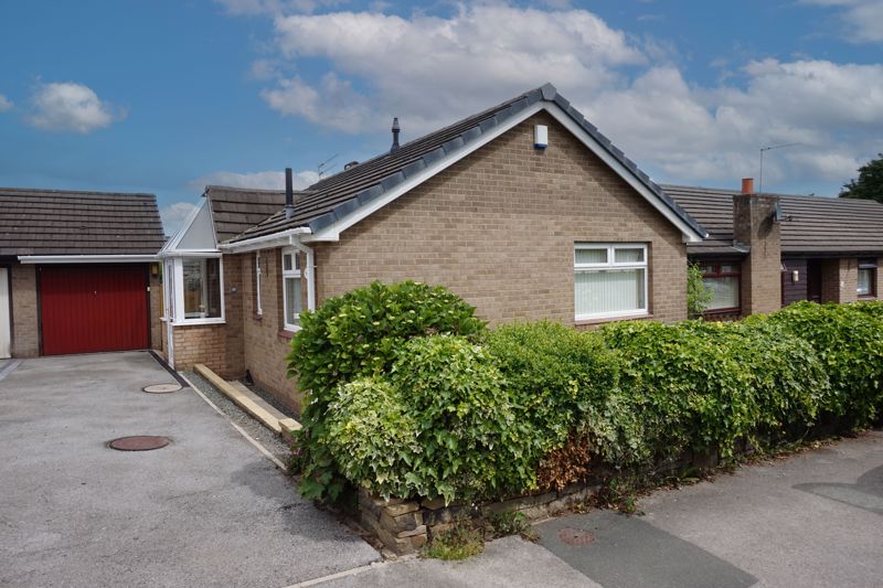 2 bed bungalow for sale in Green Lane 2