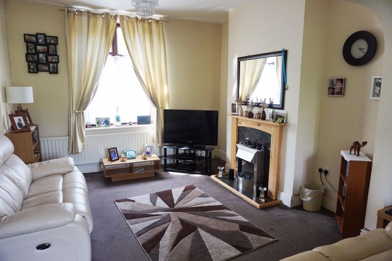2 bed house for sale in Exeter Street 6