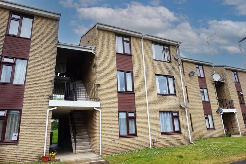 2 bed flat for sale in 12 Dean Court 1