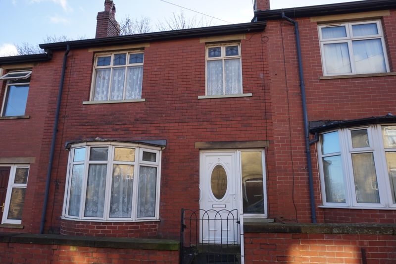 3 bed house for sale in Kingsbury Place, HX1