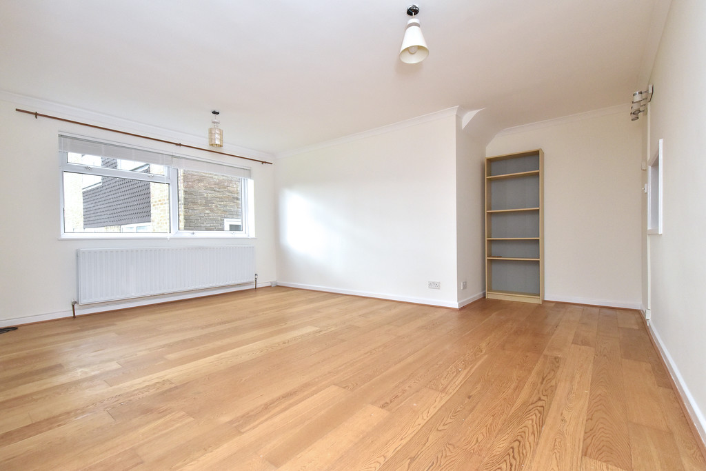 2 bed flat to rent in Shelbey Court, 1 Farnaby Road, BR1