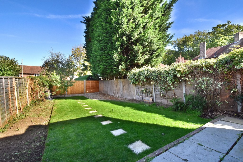 2 bed house to rent in St Keverne Road, SE9, SE9