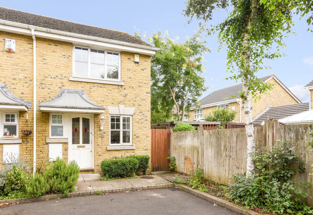 2 bed house to rent in Woldham Place, Bromley 1