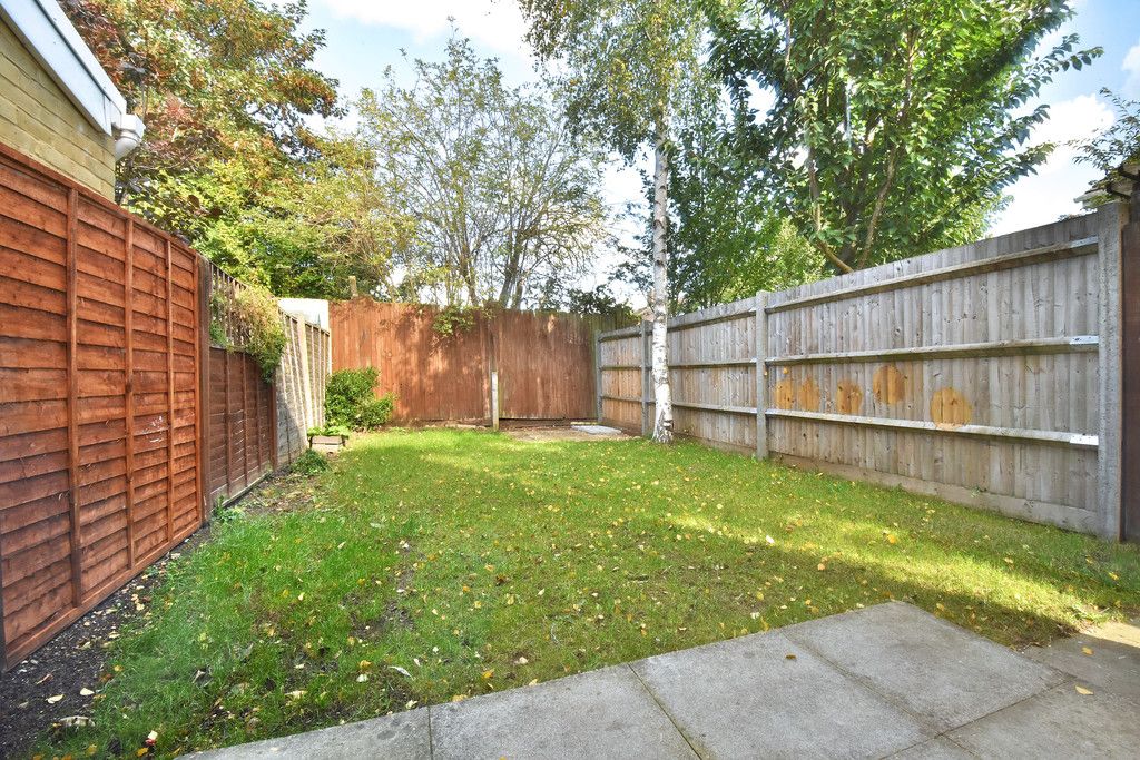 2 bed house to rent in Woldham Place, Bromley 6