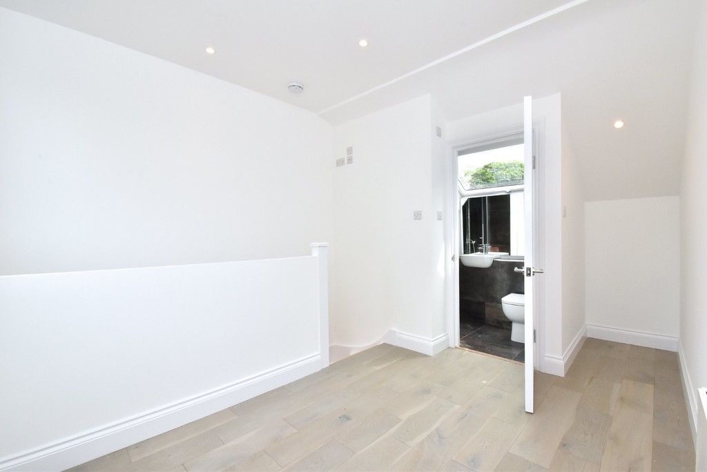 1 bed flat for sale in Page Heath Villas 17