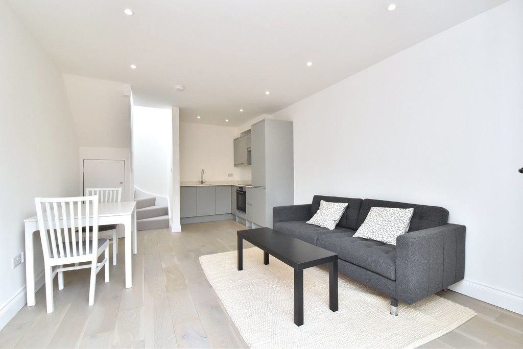1 bed flat for sale in Page Heath Villas 5