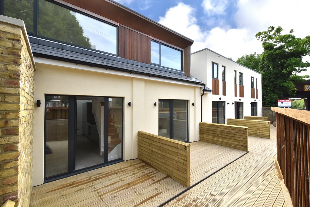 1 bed flat to rent in Page Heath Villas, Bickley, BR1