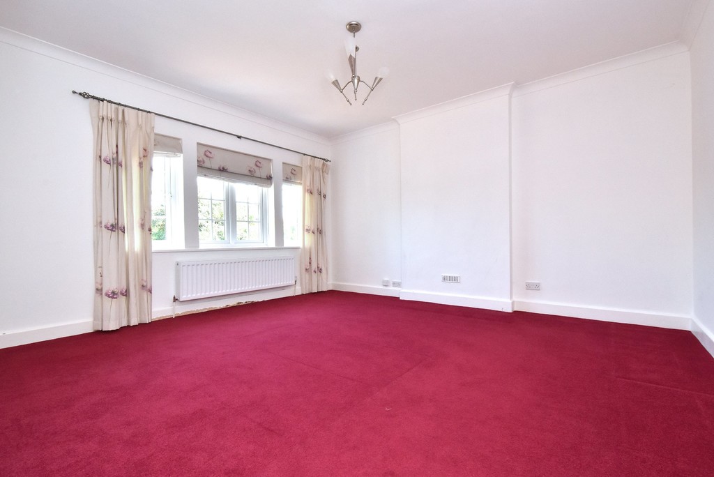 5 bed house for sale 11