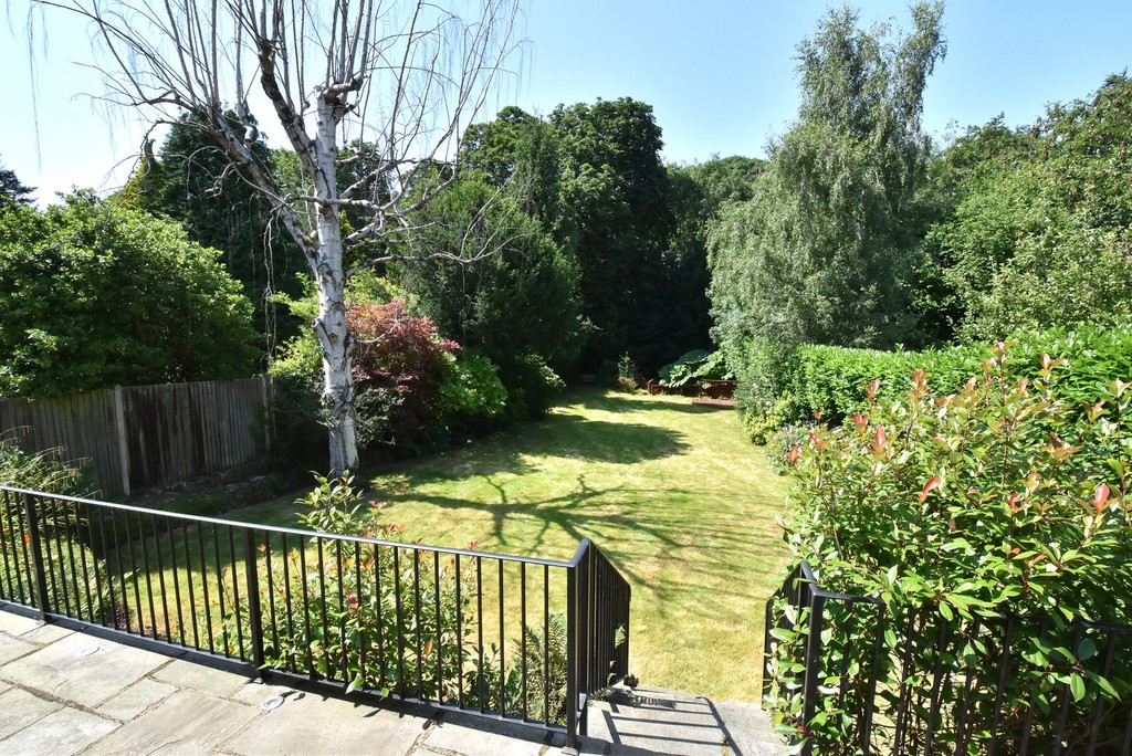 5 bed house for sale 21