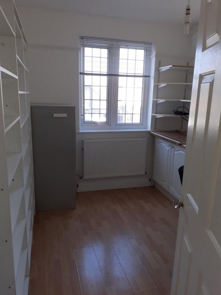 to rent in Room to rent in shared house 9