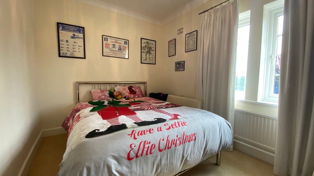5 bed house to rent in Stone Road, Bromley 11