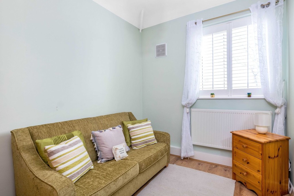 3 bed house for sale in McCall Crescent 11